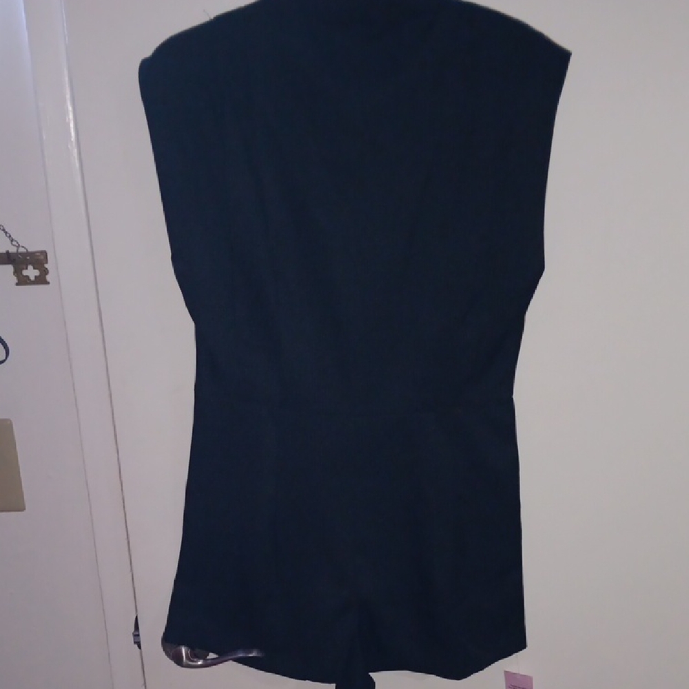 PrettyLittleThing Black Sleeveless Bodysuit